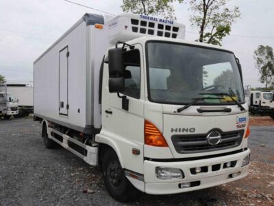 xe-tai-hino-fc-thung-dong-lanh-1-1